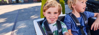 dzieci w rowerze cargo