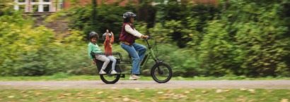 Velo de Ville na tle zieleni